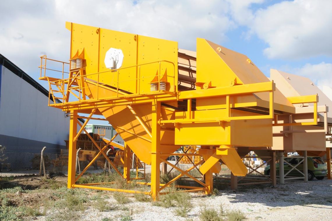 Conventional Vibrating Screen