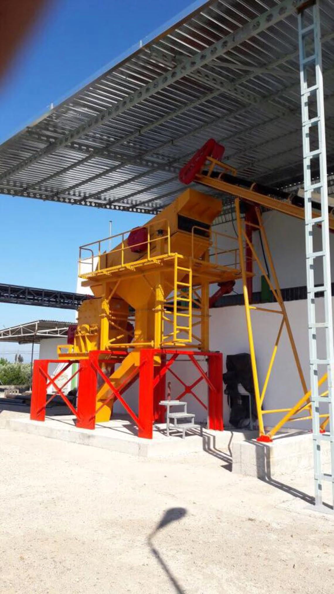 General Makina Cam Kökü Kırma Tesisi Balıkesir'de Üretimde