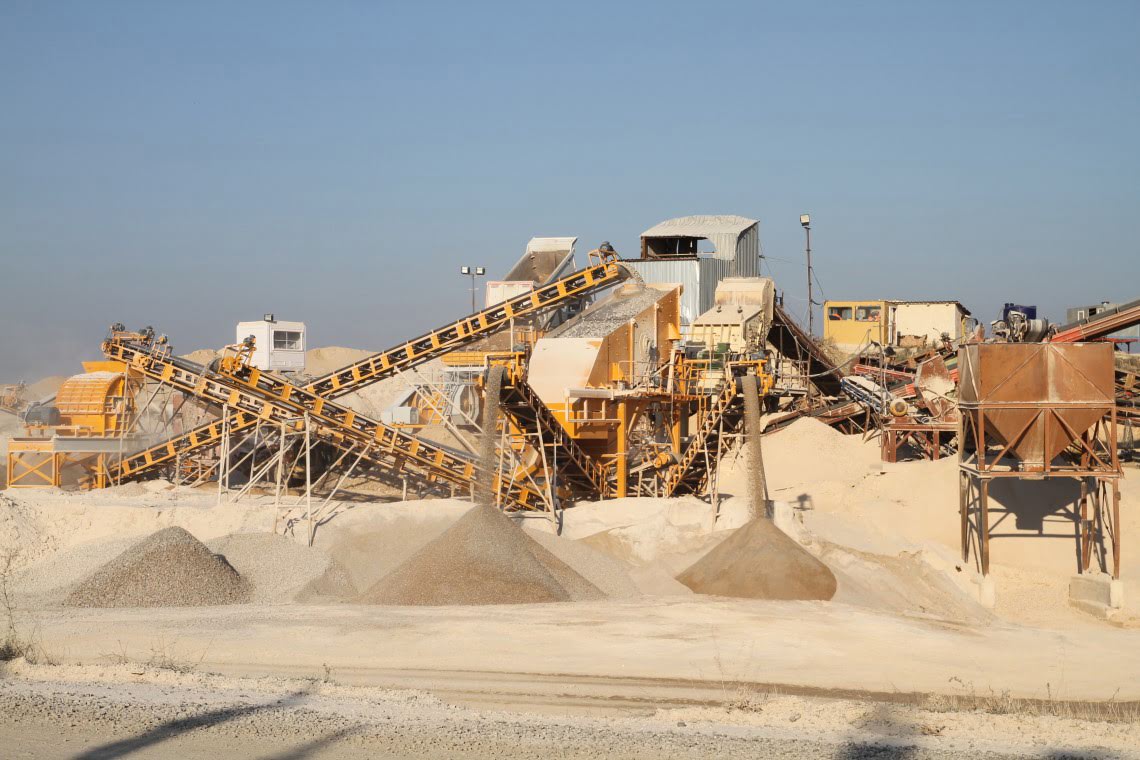 The Feature of Stone Crushing Screening Plants
